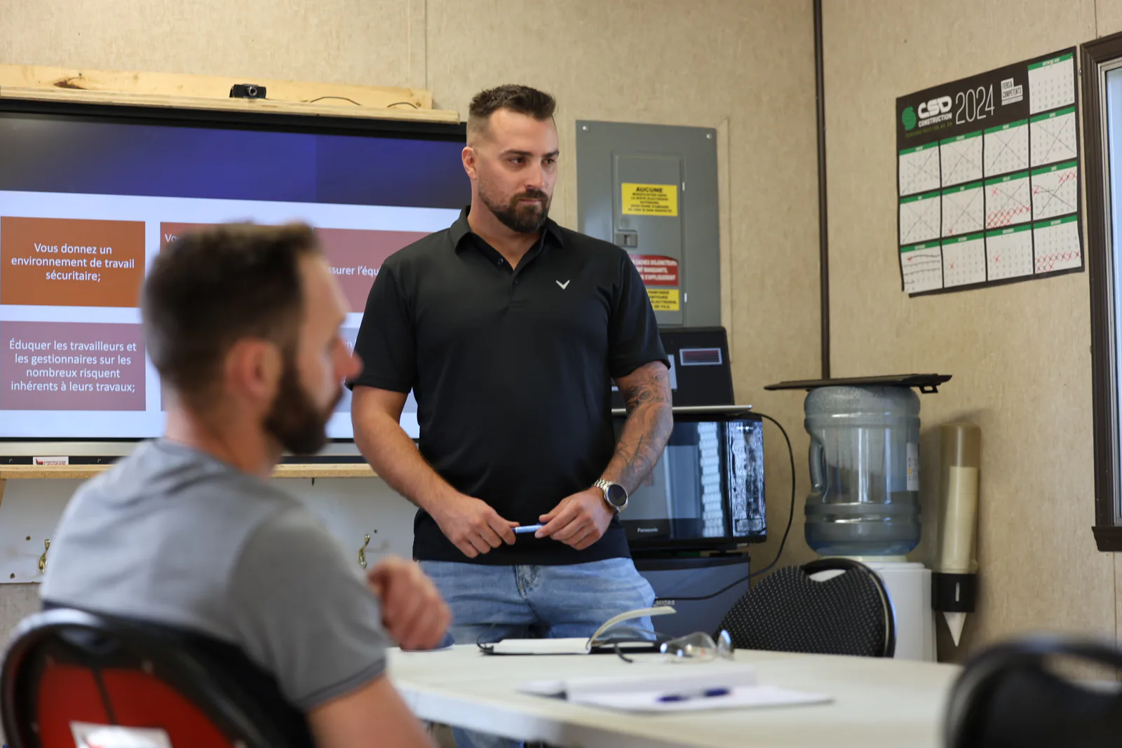 Formation SST animée auprès d'un groupe de travailleurs